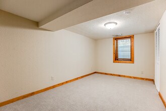2012 Saint Clair Ave in St. Paul, MN - Building Photo - Building Photo
