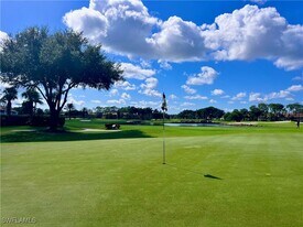 3685 Amberly Cir in Naples, FL - Building Photo