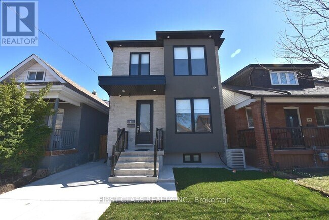 51-51 Craydon Ave