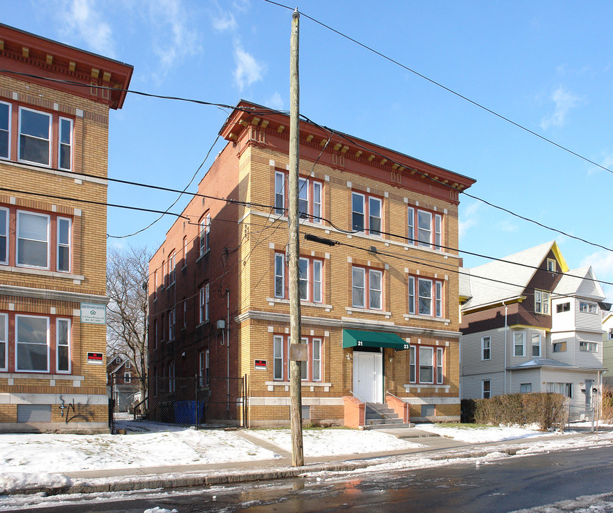 21-23 Ellsworth St in Hartford, CT - Foto de edificio