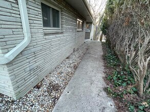 2869 Charing Rd, Unit 2869 in Columbus, OH - Foto de edificio - Building Photo