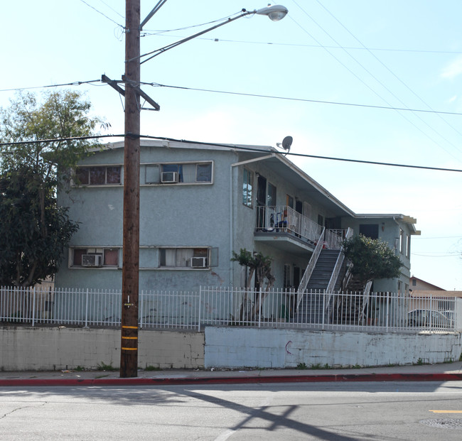 3576 Marguerite St in Los Angeles, CA - Building Photo - Building Photo