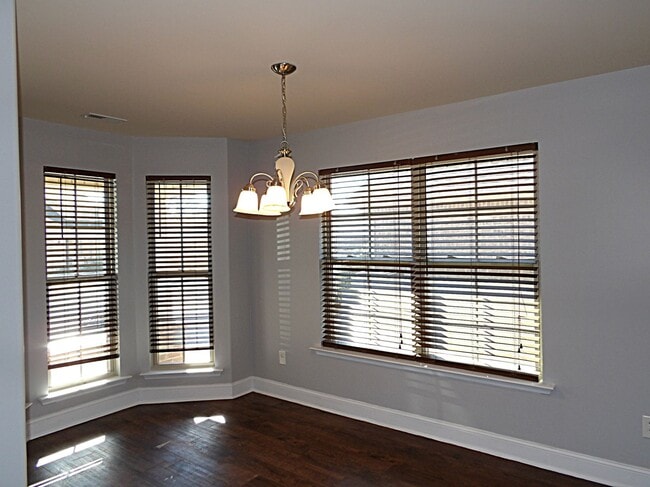 706 Oak Cove Ln NW in Madison, AL - Building Photo - Building Photo