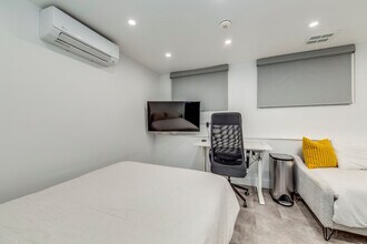 115 Manning Ave in Toronto, ON - Building Photo - Building Photo