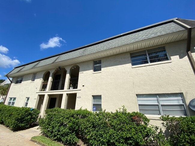 623 E San Sebastian Ct in Altamonte Springs, FL - Building Photo - Building Photo