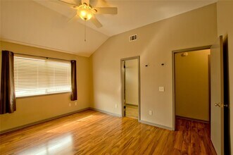 2203 Corbin Way in Cedar Park, TX - Foto de edificio - Building Photo