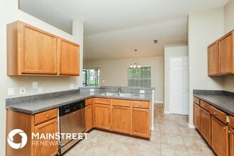 3131 Branchville Dr in Deltona, FL - Building Photo - Building Photo