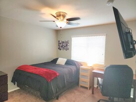 124 Savoy Cv in Kyle, TX - Building Photo