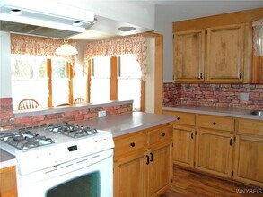 1490 Bullis Rd in Elma, NY - Building Photo - Building Photo