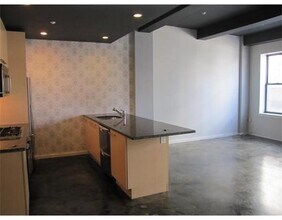 40 Fay St-Unit -207 in Boston, MA - Building Photo - Building Photo