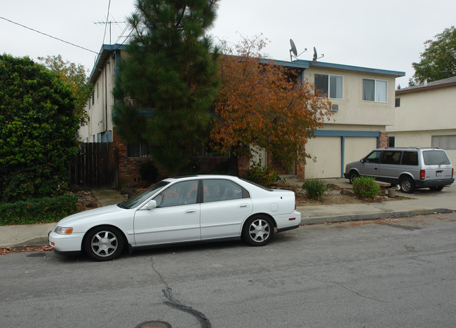 326 Camille Ln in Mountain View, CA - Building Photo - Building Photo