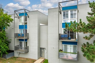 Tradewind Apartments in Ann Arbor, MI - Foto de edificio - Building Photo