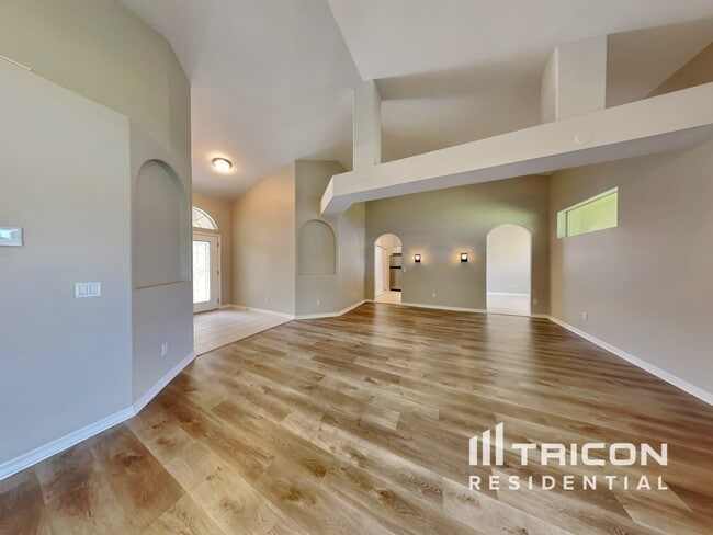 9 Point Pl in Palm Coast, FL - Foto de edificio - Building Photo