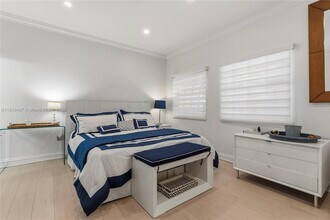 41217 Fisher Island Dr in Miami, FL - Building Photo - Building Photo