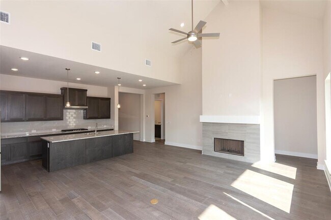 6601 Destination Wy in Lago Vista, TX - Building Photo - Building Photo