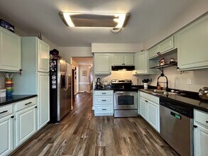 3565 Dandelion Cres in Virginia Beach, VA - Building Photo - Building Photo