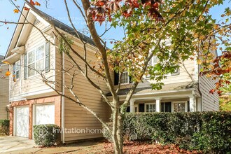 8320 Somerset Way in Douglasville, GA - Foto de edificio - Building Photo