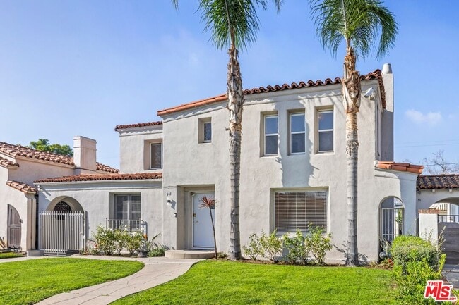 property at 141 S Vista St