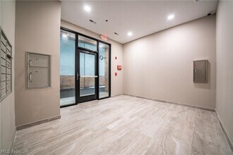 3800 Euclid Ave in Cleveland, OH - Building Photo - Building Photo