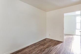 Miramonte Apartments in Tucson, AZ - Foto de edificio - Building Photo