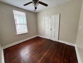 8409 Apple St in New Orleans, LA - Foto de edificio - Building Photo