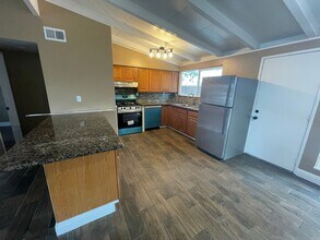 27872 Miami Ave in Hayward, CA - Building Photo - Building Photo