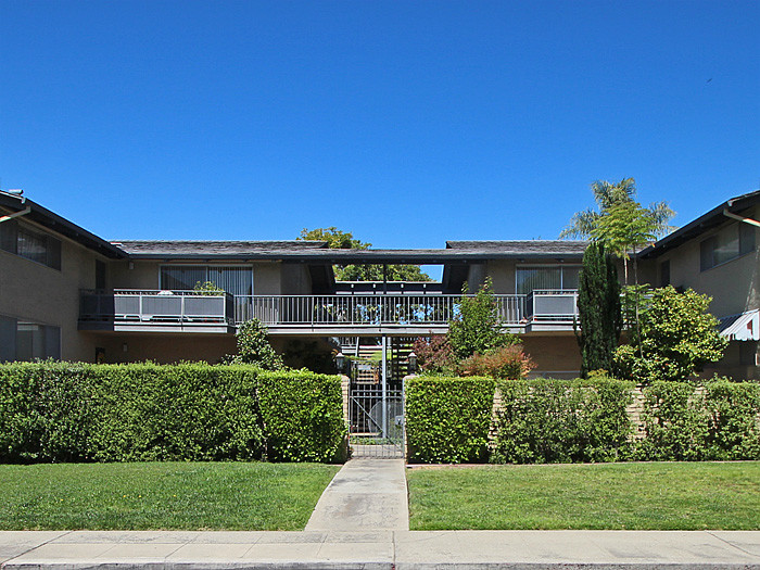 420 James Rd in Palo Alto, CA - Foto de edificio