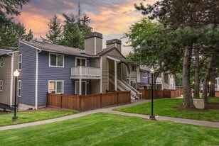 Canyon Pointe in Bothell, WA - Building Photo