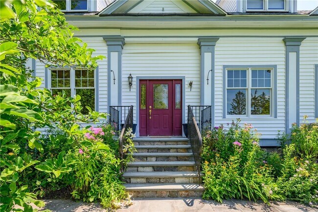 4 Dodge Rd in Pawling, NY - Building Photo - Building Photo