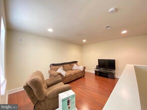 1724 Master St-Unit -D in Philadelphia, PA - Building Photo - Building Photo