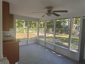 6430 SW 15th St in Pompano Beach, FL - Building Photo - Building Photo
