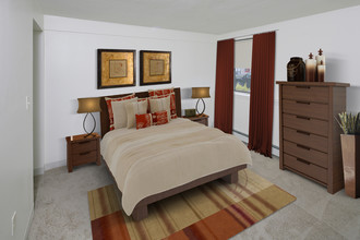 Oxford Apartments in Stoughton, MA - Building Photo - Interior Photo