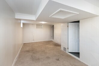 6012 Raytown Rd in Raytown, MO - Building Photo - Building Photo