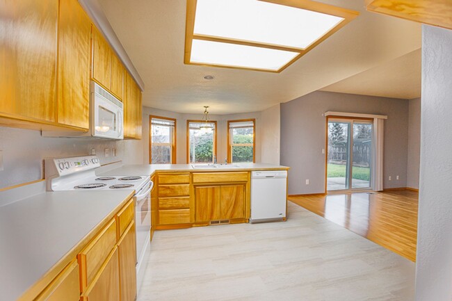 property at 2023 Martin Dr