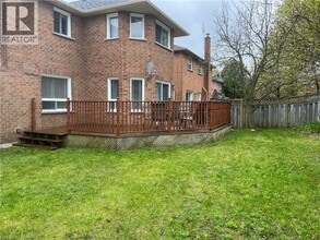 88 Chamberlin Dr in Cambridge, ON - Building Photo - Building Photo