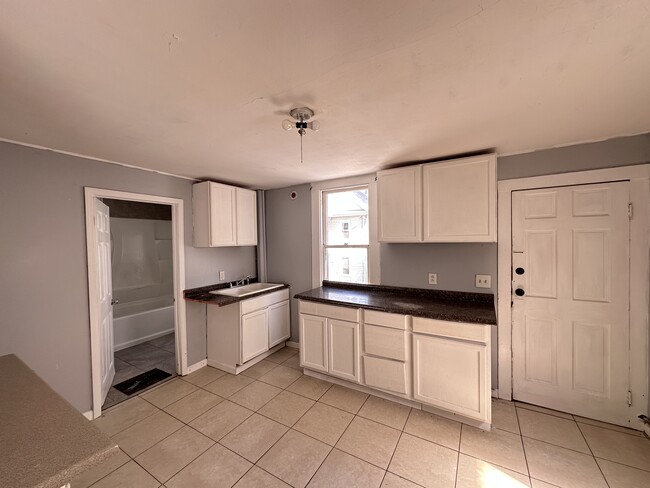 308 Apple St in Syracuse, NY - Building Photo - Building Photo