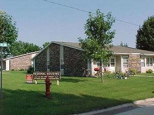 Willow Ridge in Britt, IA - Foto de edificio