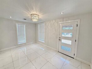 4019 Brundrette St in Dallas, TX - Building Photo - Building Photo