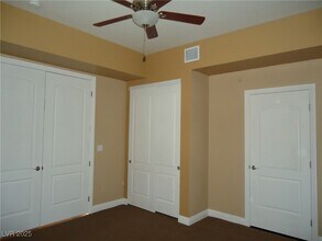 64 Strada Principale in Henderson, NV - Building Photo - Building Photo