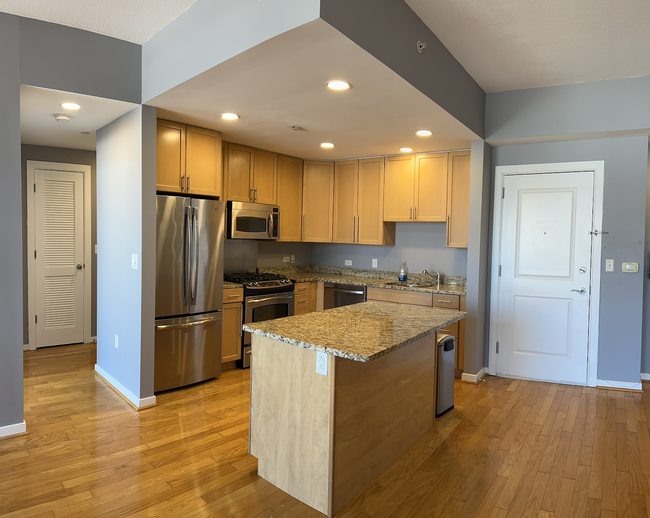 20 Livingston Ave, Unit 904 in New Brunswick, NJ - Building Photo - Building Photo