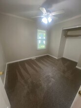 229 N Durkin Dr in Springfield, IL - Building Photo - Building Photo