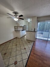 Vista Sunset Apartments in Los Angeles, CA - Building Photo - Building Photo