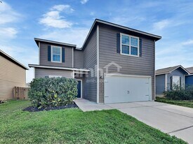 12250 Commander Dr in San Antonio, TX - Building Photo