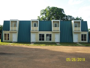 320 N Mehnert St in Yorktown, TX - Building Photo - Other