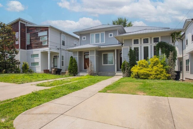 2405B Branch St in Nashville, TN - Building Photo - Building Photo