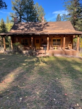 502 Snowberry Ln in Hamilton, MT - Foto de edificio - Building Photo