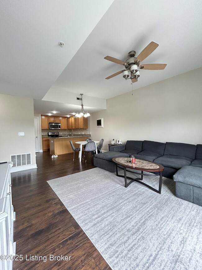property at 10619 Meeting St