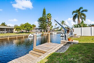 1601 NE 63rd St in Fort Lauderdale, FL - Building Photo - Building Photo