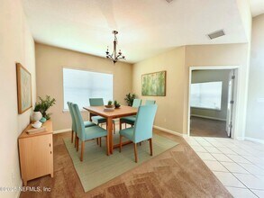 6009 Wind Cave Ln in Jacksonville, FL - Building Photo - Building Photo