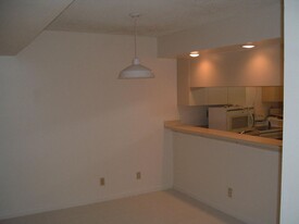 3662 Victoria Dr in West Palm Beach, FL - Building Photo